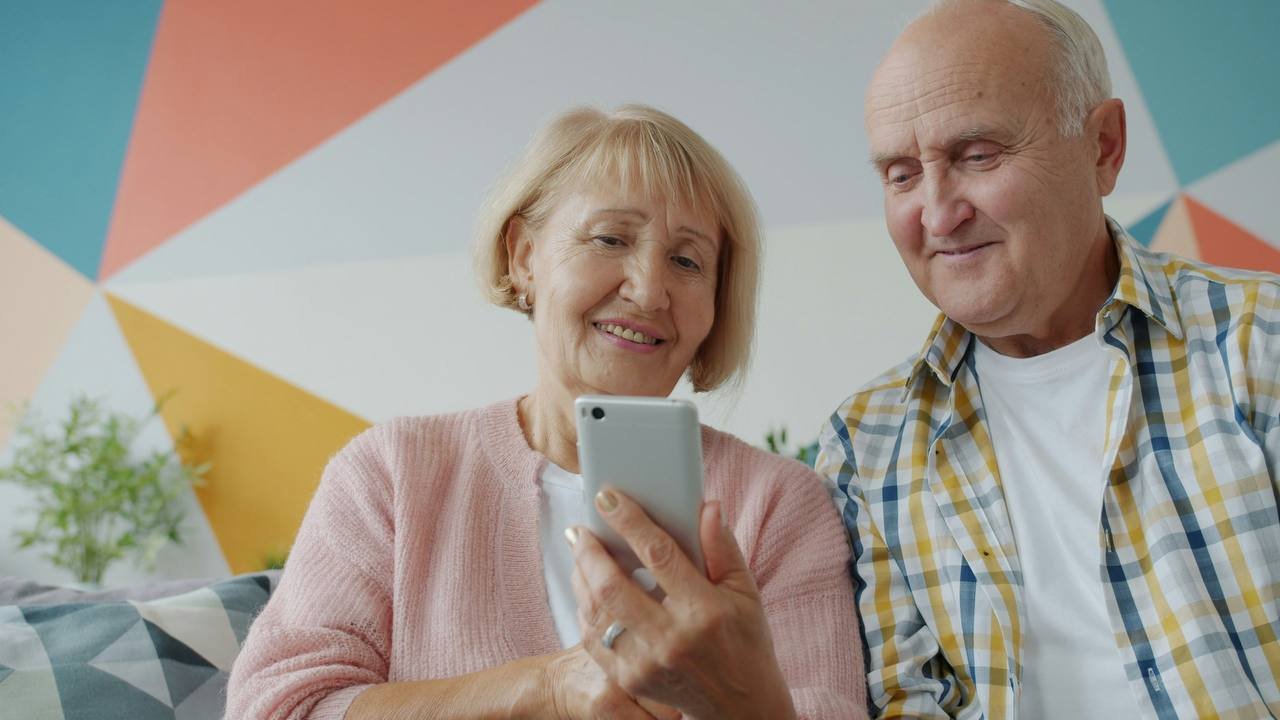Family staying connected through TogetherDaily